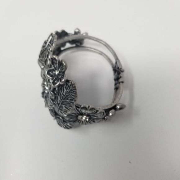 ANTIQUED SILVER LIKE FLOWERS BUTTERFLIES BRACELET - Picture 9 of 11